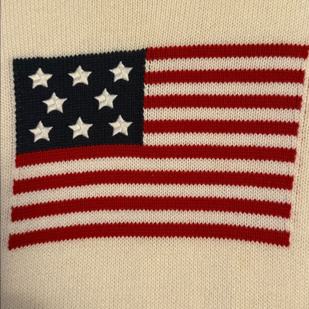 Croft & BarrowWomen's White Sweater American Flag Design No Wear or Flaws Size M - Picture 3 of 4